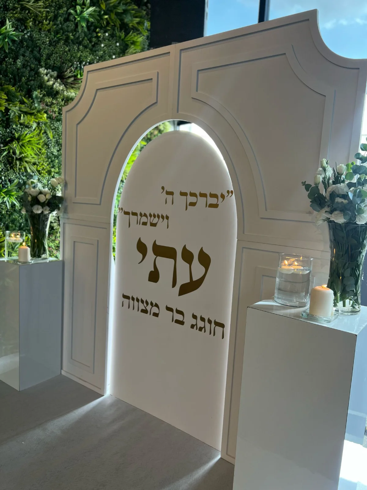 2bb7cb60-e0d0-4a44-af78-82245c922527(1)